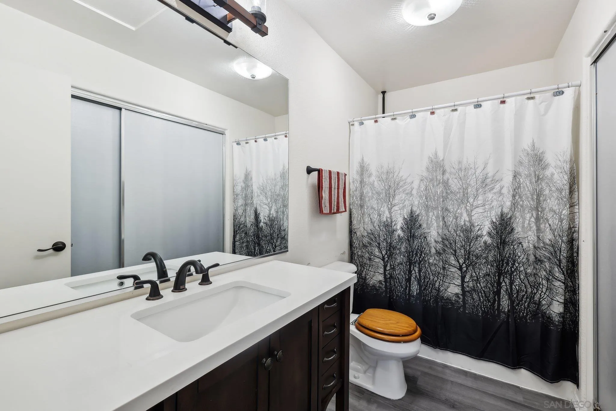 Photo #18: 250035755 Listing: Photo #18