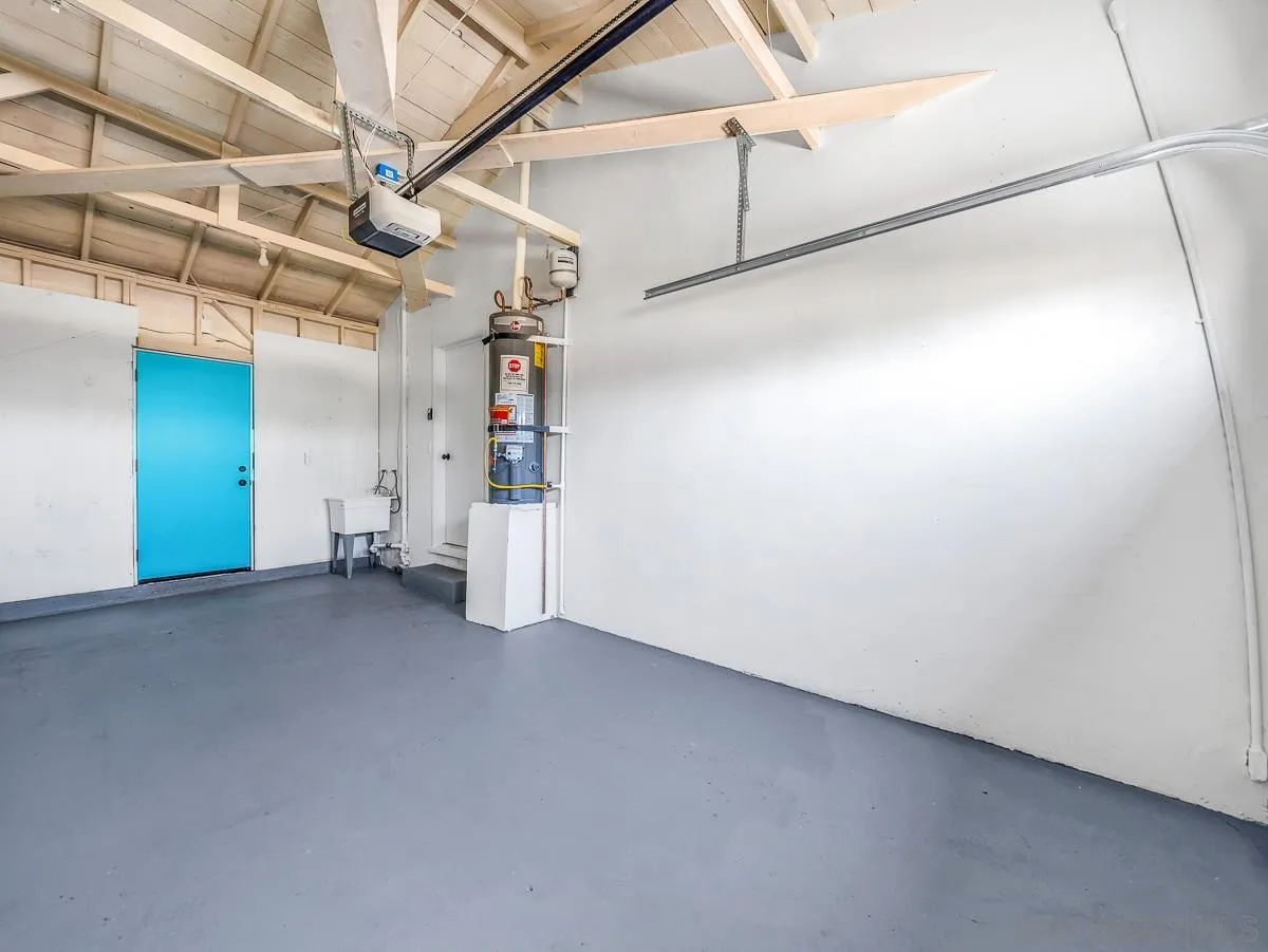 https://cdn.realtyfeed.com/cdn/127/250035756/15e75a3aedb37787fb4ab2a1aebbc767.webp