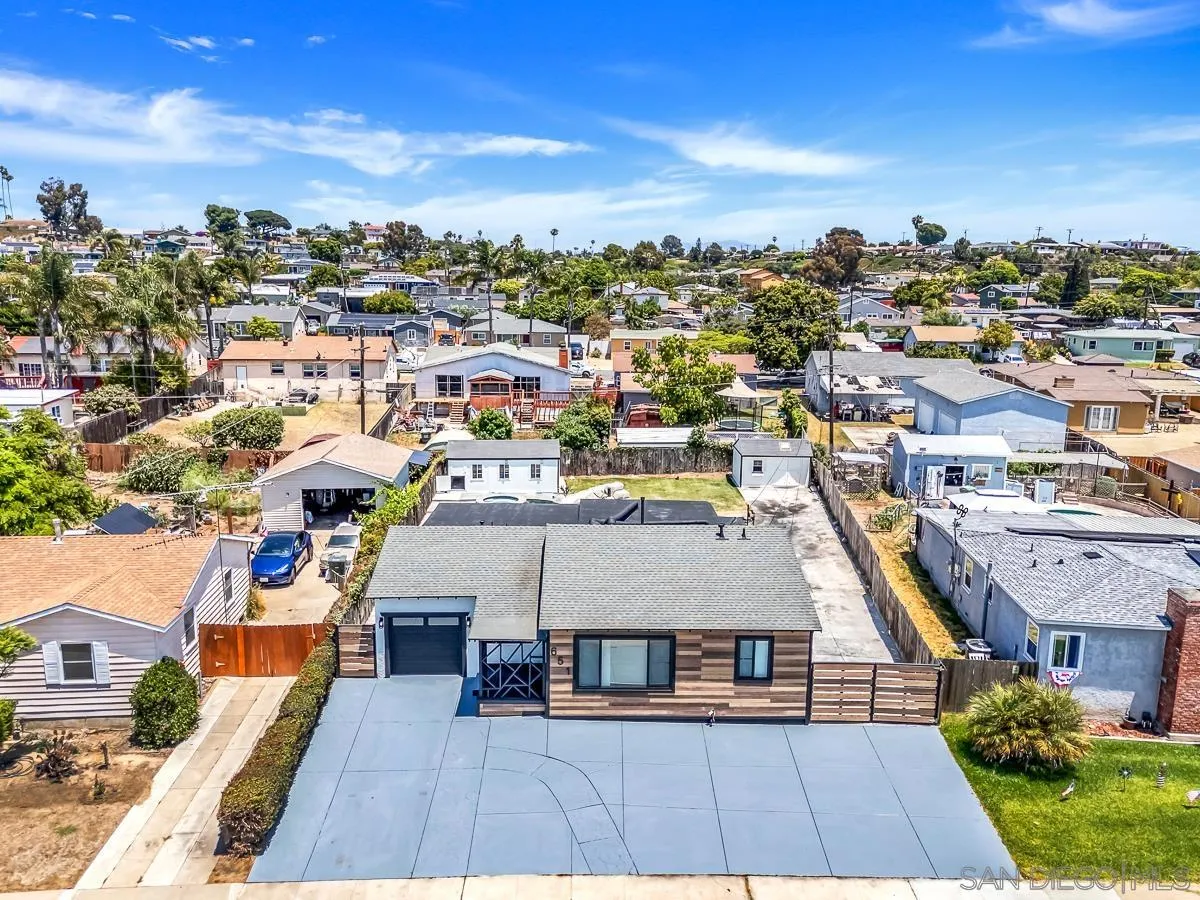 https://cdn.realtyfeed.com/cdn/127/250035756/1e9776351861fa20551828dcc2eba0e3.webp