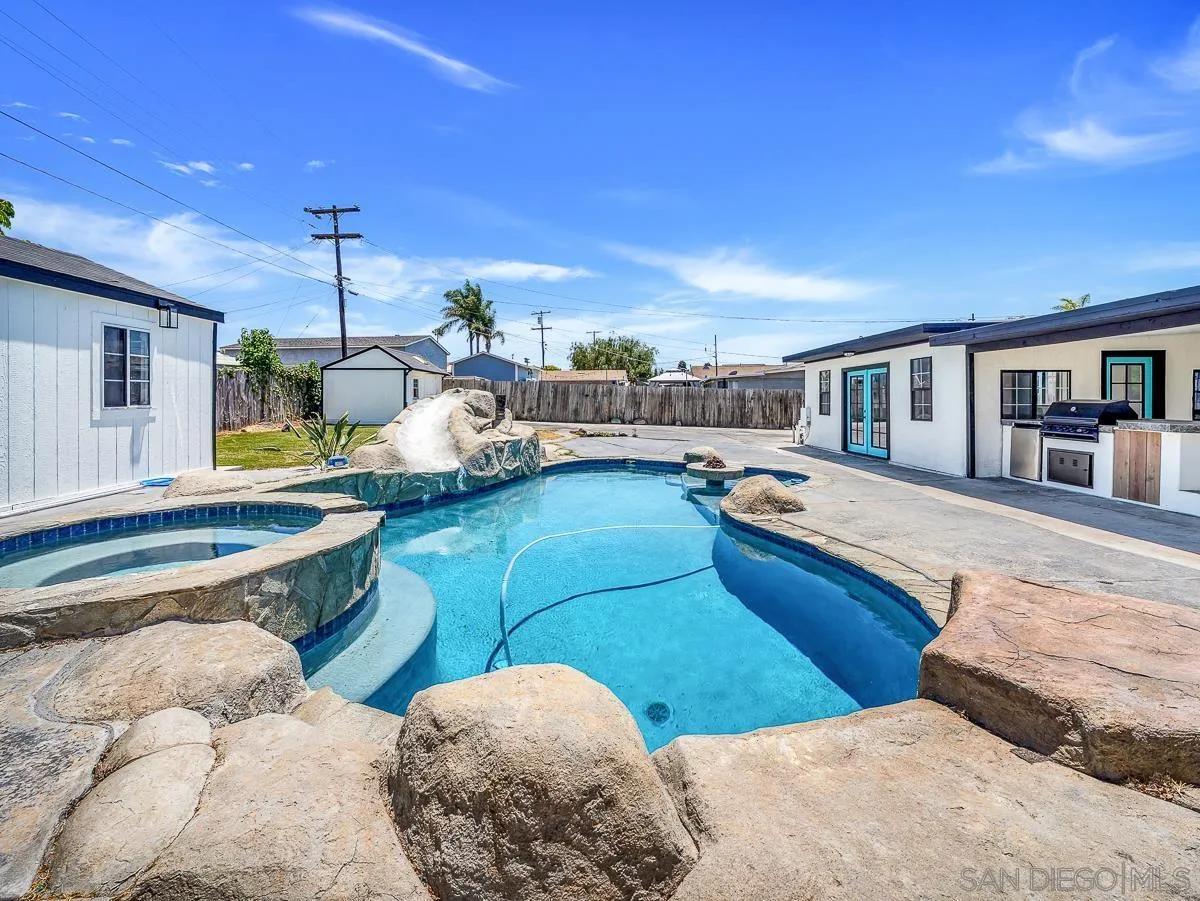 https://cdn.realtyfeed.com/cdn/127/250035756/21cbcc98a096706293b8d3816dbd143c.webp