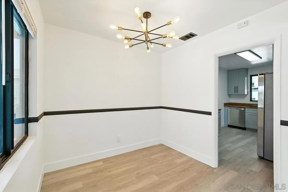 https://cdn.realtyfeed.com/cdn/127/250035756/32a8415e6b2aee4d36540d9e908b1729.webp
