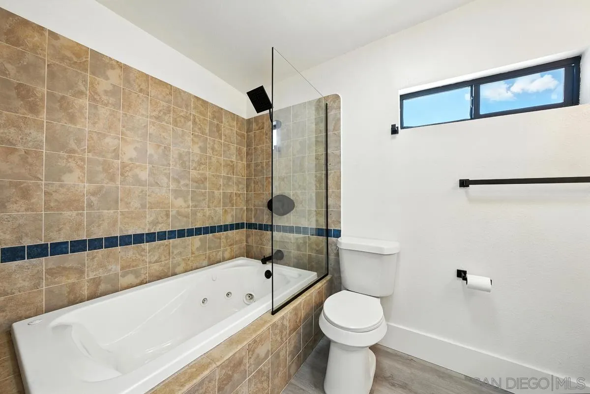 https://cdn.realtyfeed.com/cdn/127/250035756/6988b672f5e5e352c39fb3a92b6ebc04.webp