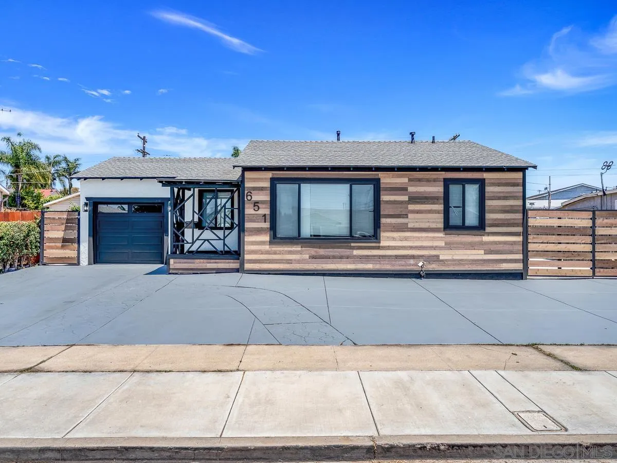 https://cdn.realtyfeed.com/cdn/127/250035756/f17060140f115eabe10c9ff48db2888c.webp