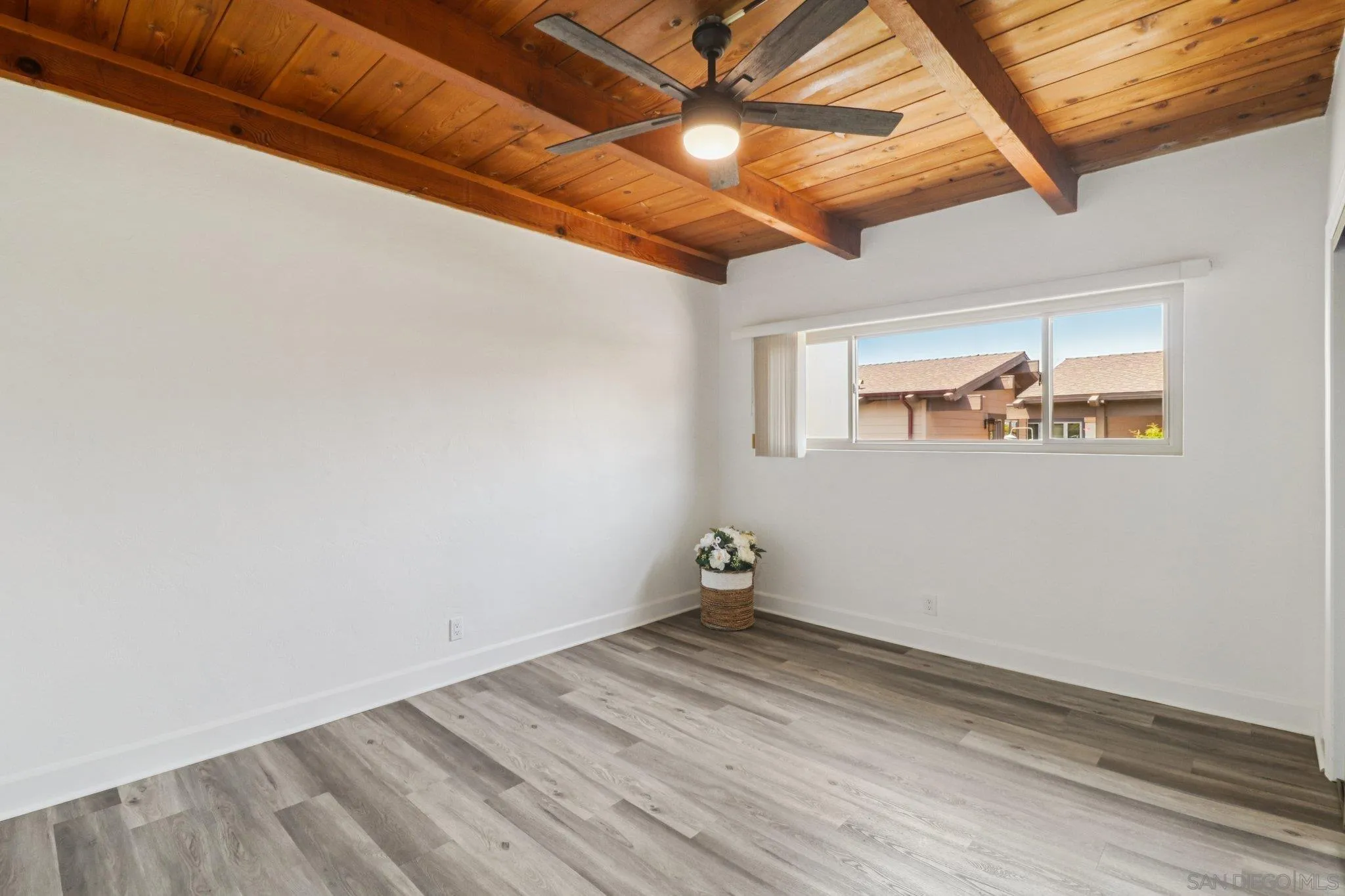 Photo #11: 250035757 Listing: Photo #11