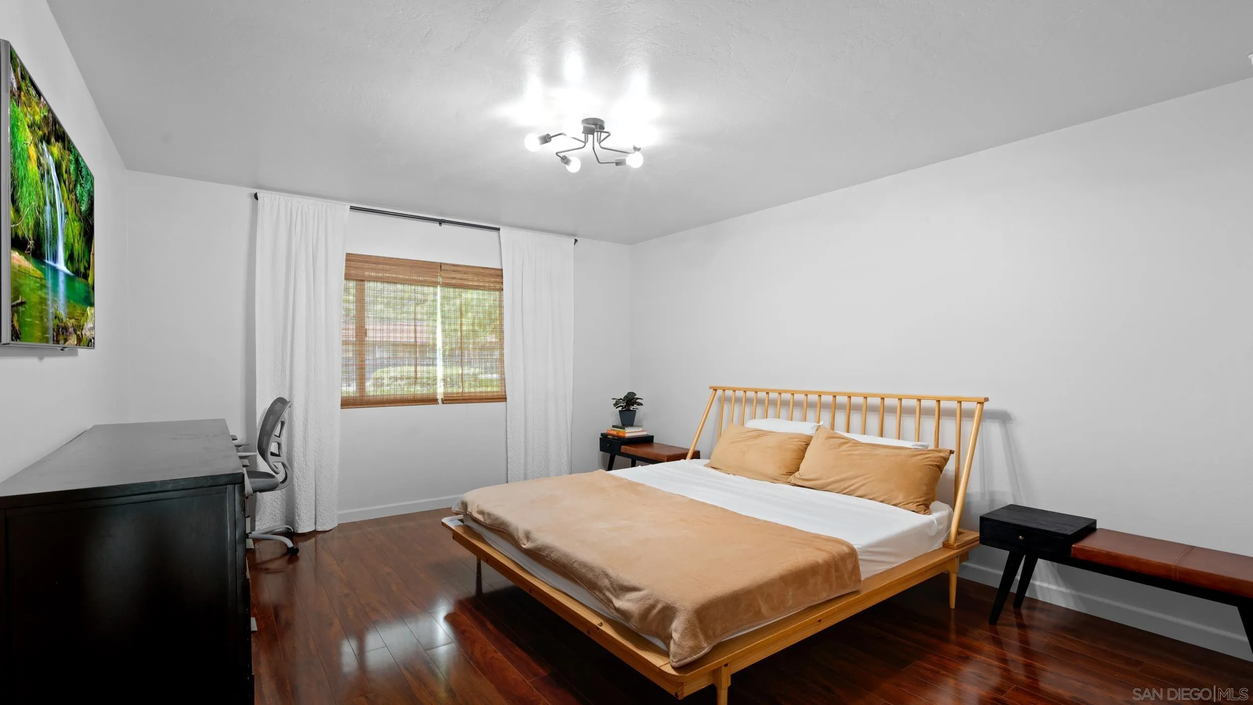 Photo #9: 250035760 Listing: Photo #9