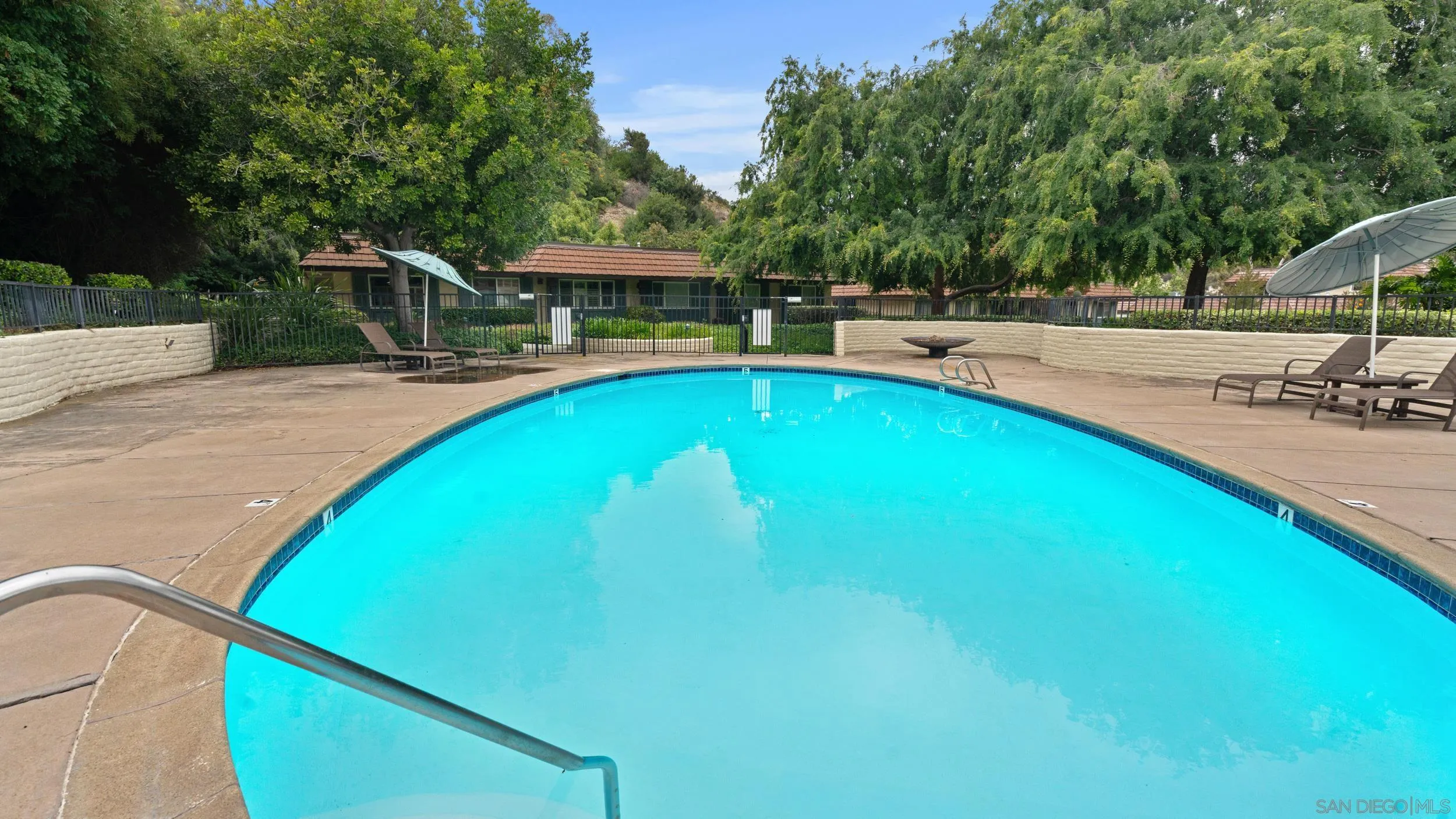 Photo #23: 250035760 Listing: Photo #23