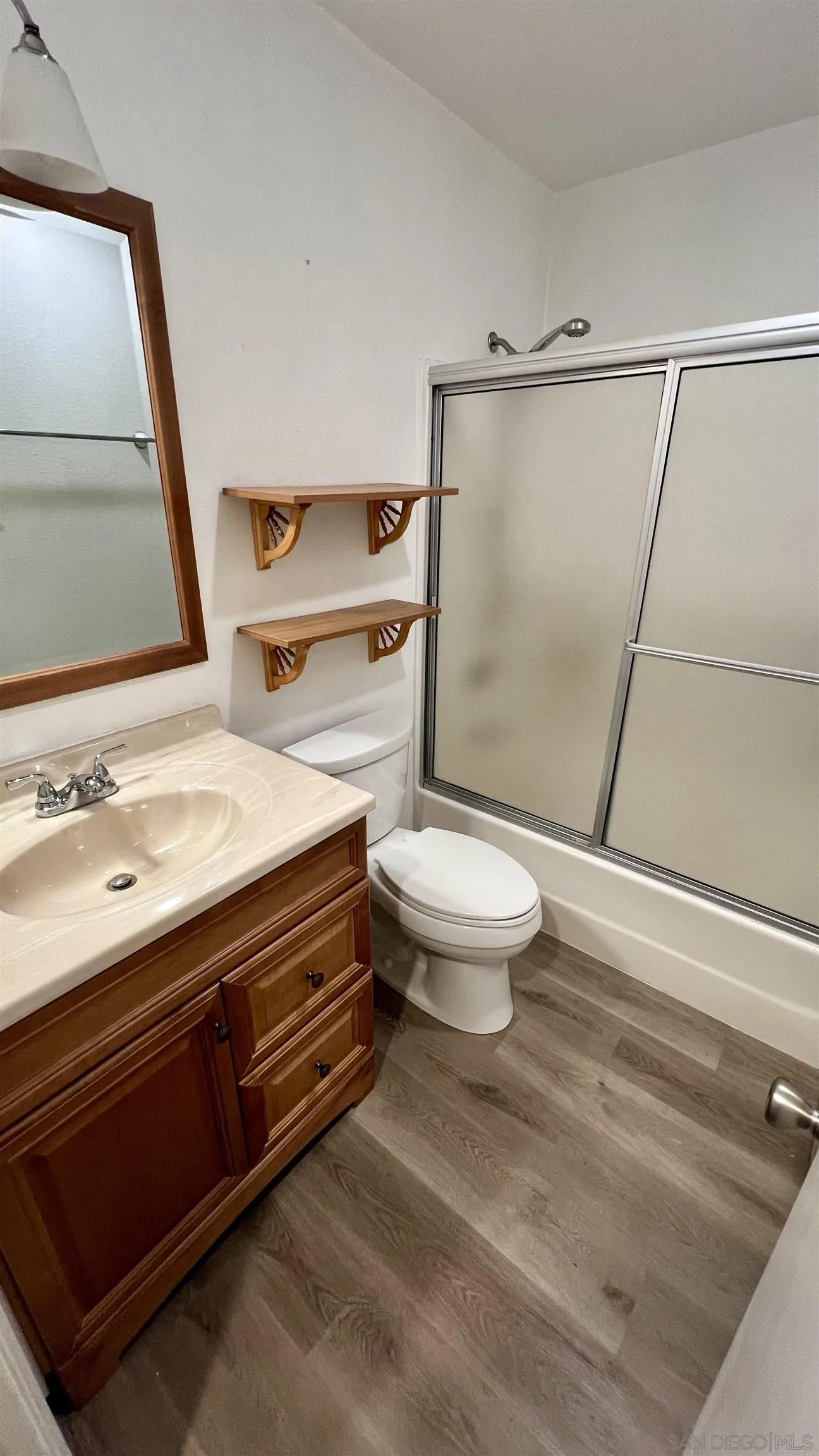 Photo #7: 250035763 Listing: Photo #7