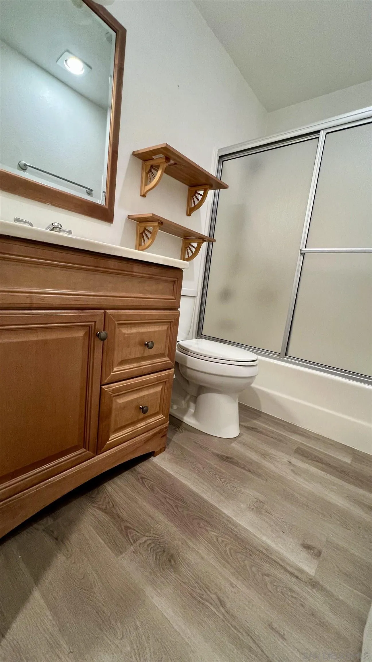 Photo #9: 250035763 Listing: Photo #9