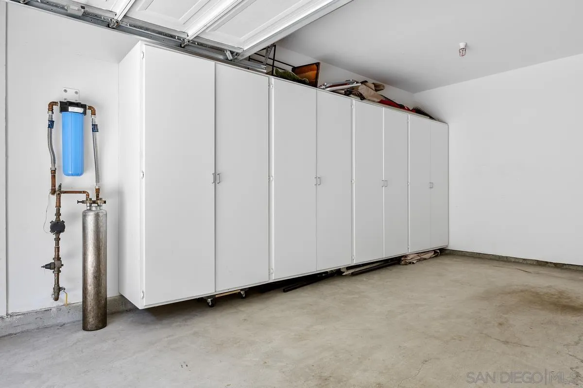 https://cdn.realtyfeed.com/cdn/127/250035764/71c6110958ea2fac153af49dd1f7efeb.webp
