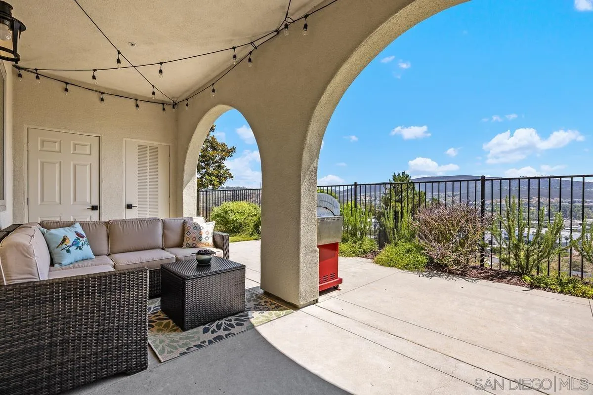 https://cdn.realtyfeed.com/cdn/127/250035764/8189566d861689efdfeeef402a46f96a.webp