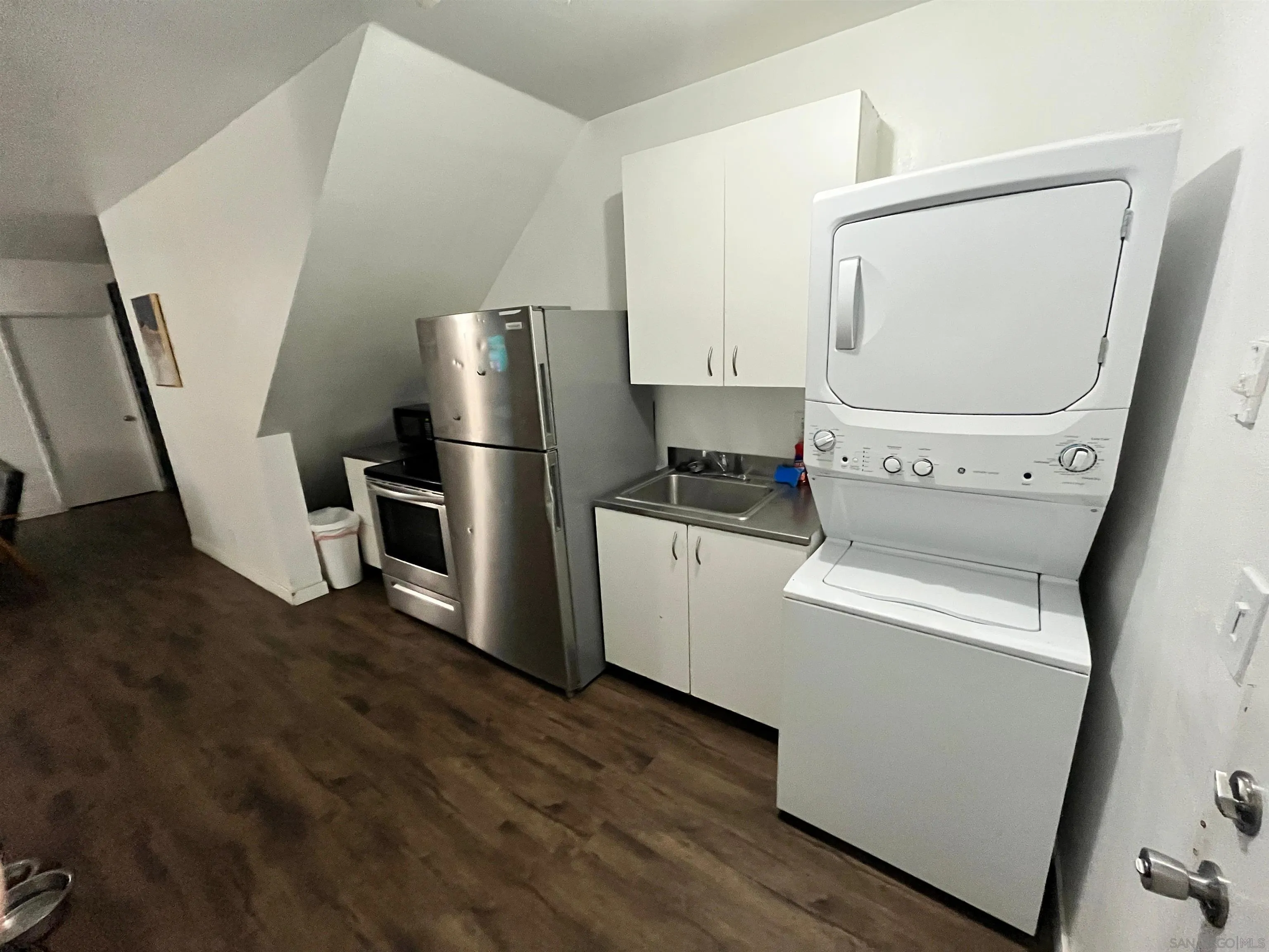 Photo #7: 250035766 Listing: Photo #7