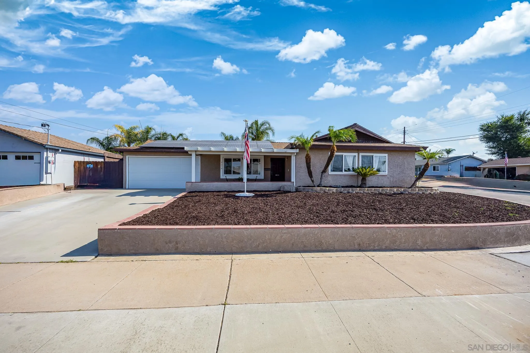 https://cdn.realtyfeed.com/cdn/127/250035770/1cf7a6b1b42512701e46e8ce824ffa5c.webp