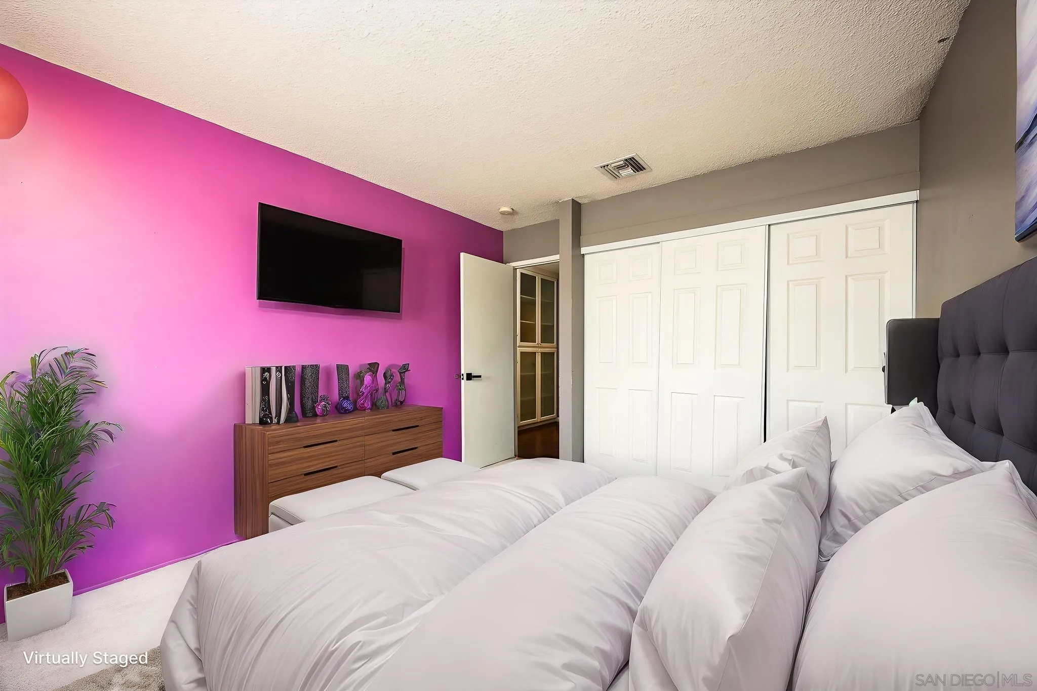 https://cdn.realtyfeed.com/cdn/127/250035770/4b07713e1a52d21ee747e3791a6cd16b.webp
