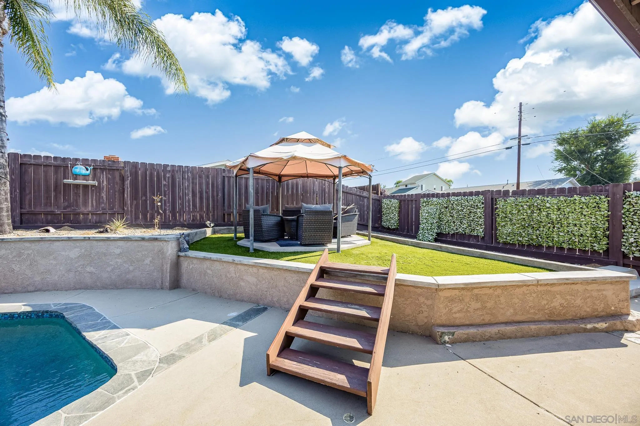 https://cdn.realtyfeed.com/cdn/127/250035770/54bdfcfd416d0b5832a87e5801407b3e.webp