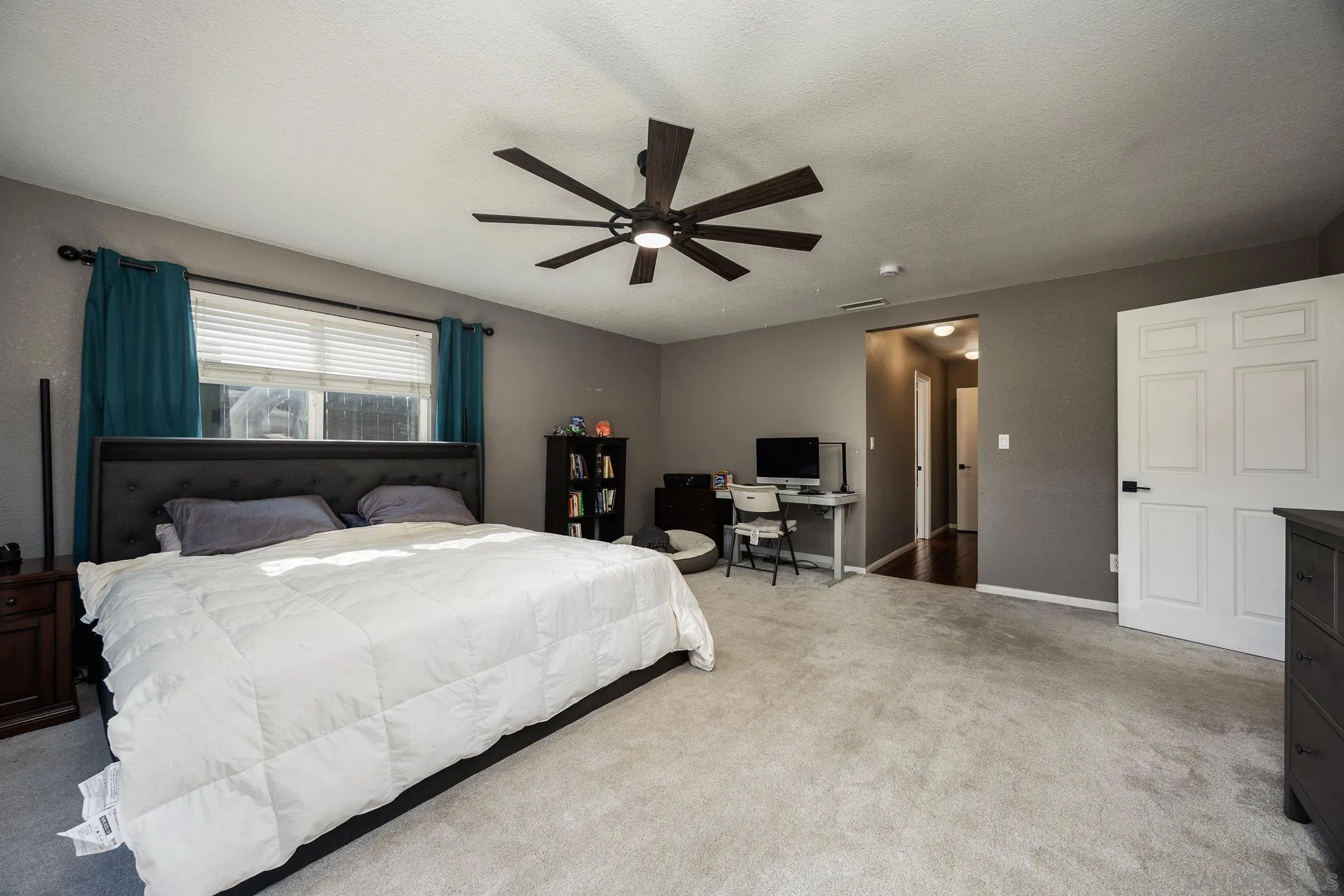 https://cdn.realtyfeed.com/cdn/127/250035770/5a4b0862f27e5c3900e9fd56cffa824b.webp
