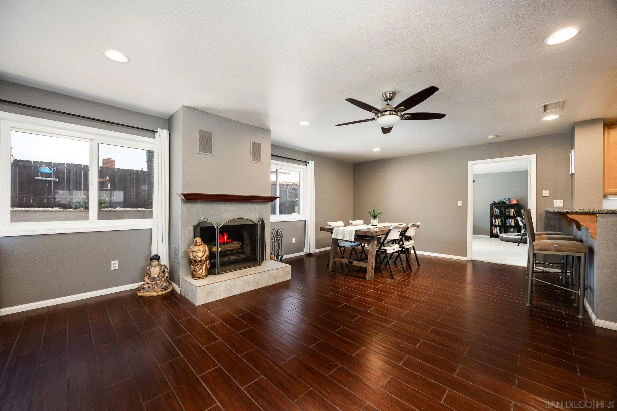 https://cdn.realtyfeed.com/cdn/127/250035770/ea66e4f84d108c7c5730894978b6ace9.webp