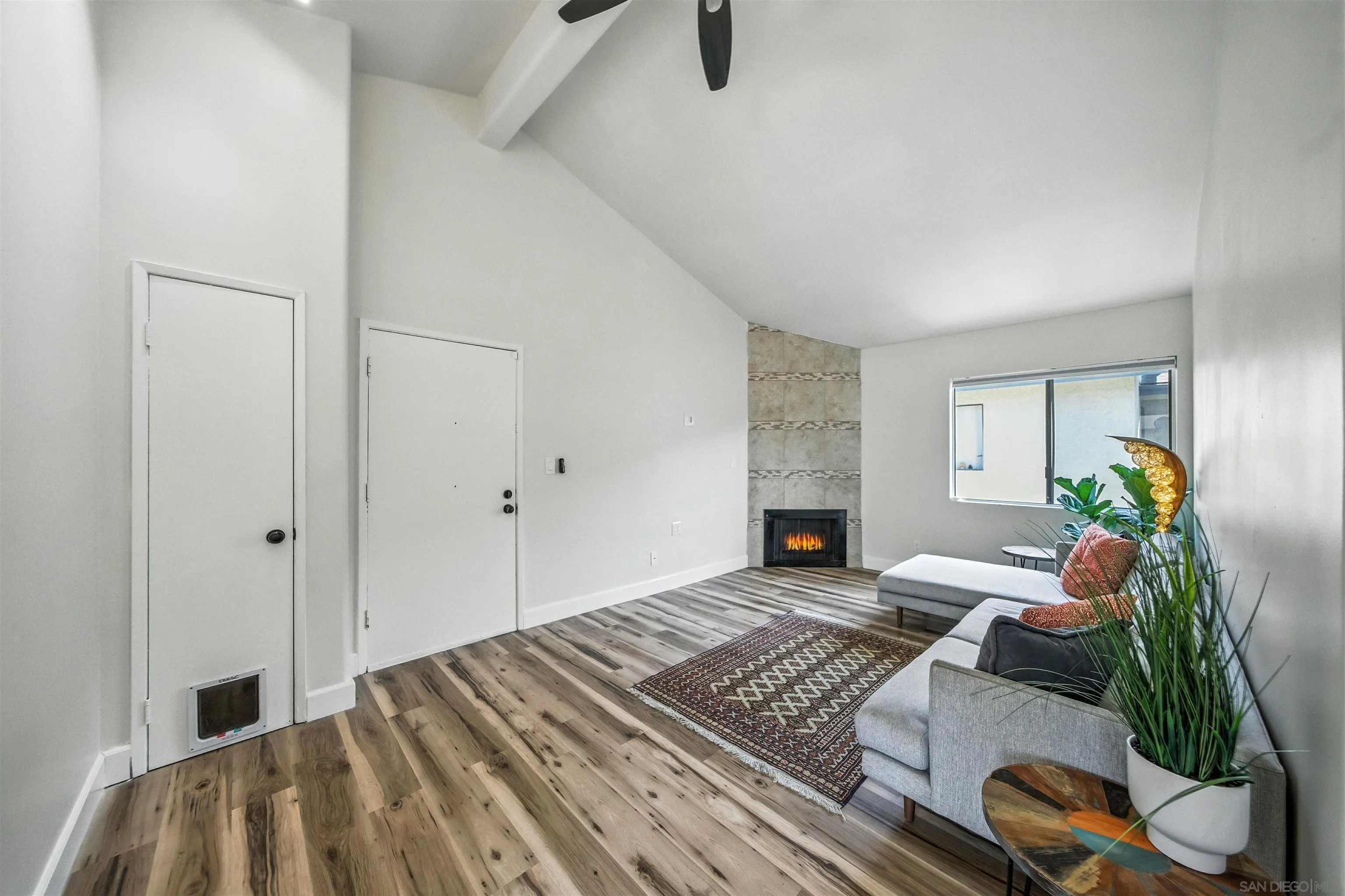Photo #8: 250035771 Listing: Photo #8