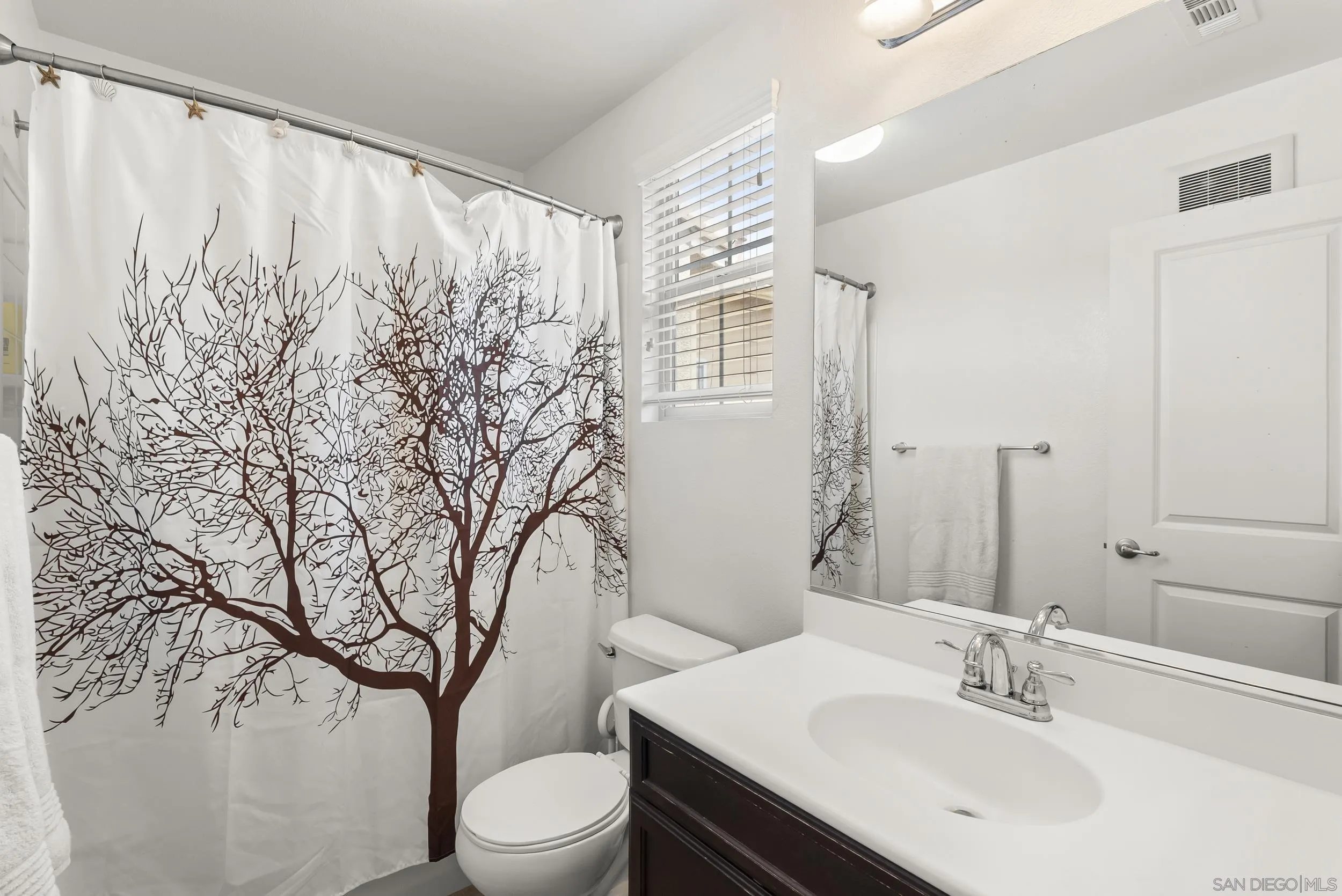 Photo #29: 250035781 Listing: Photo #29
