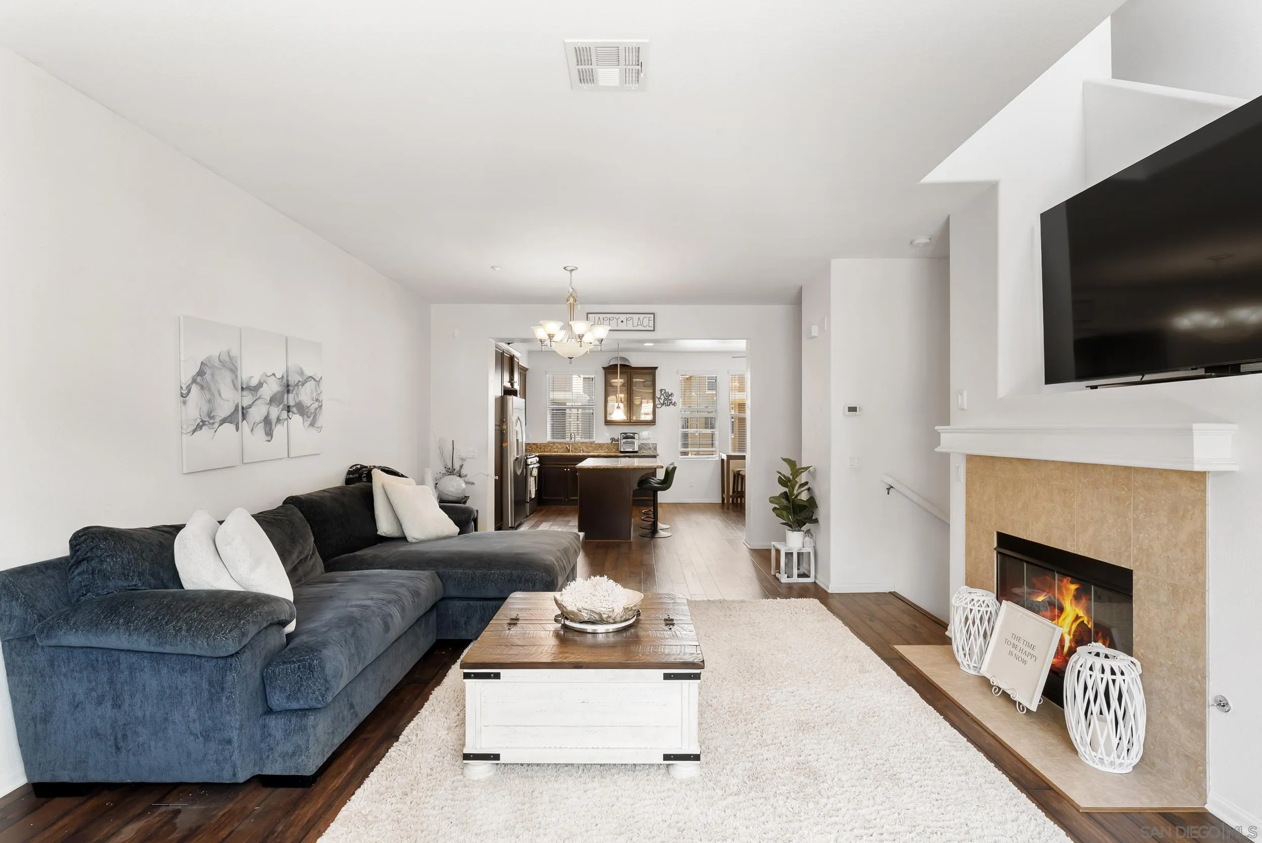 Photo #14: 250035781 Listing: Photo #14