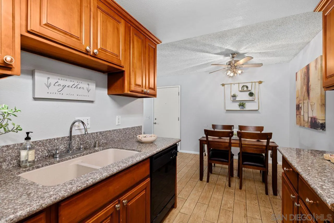 Photo #13: 250035794 Listing: Photo #13