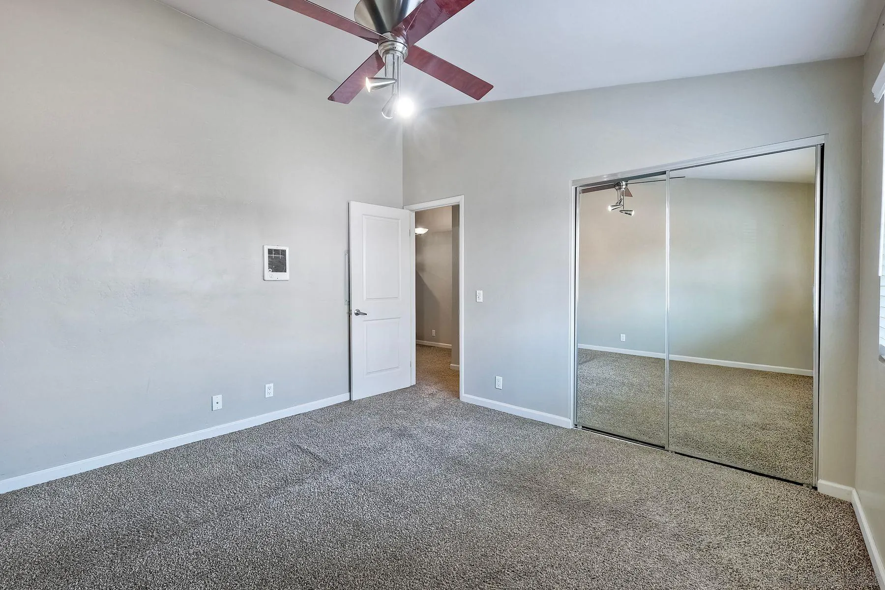 Photo #18: 250035807 Listing: Photo #18