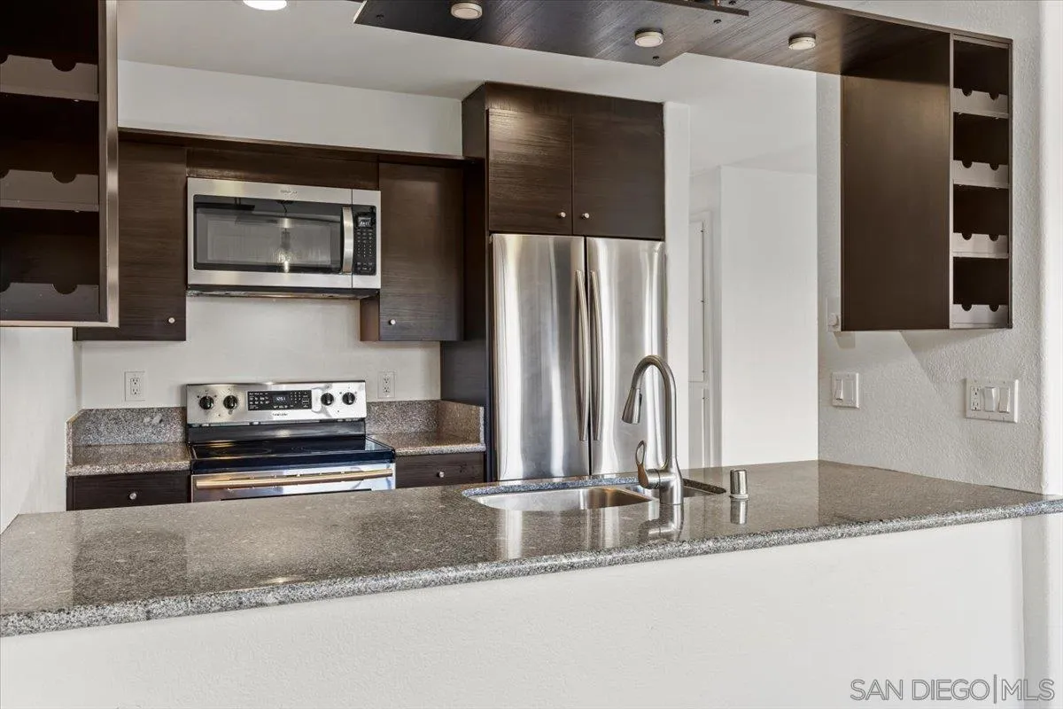 Photo #9: 250035811 Listing: Photo #9