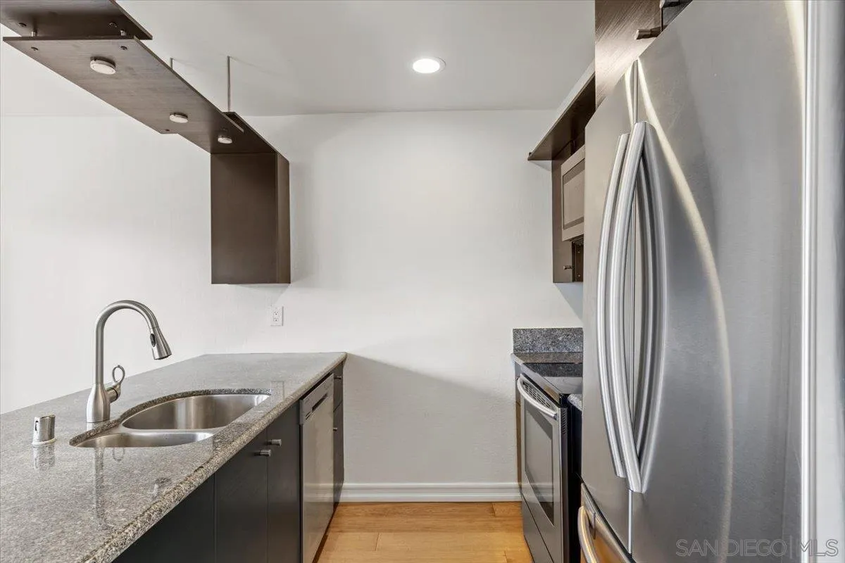 Photo #10: 250035811 Listing: Photo #10