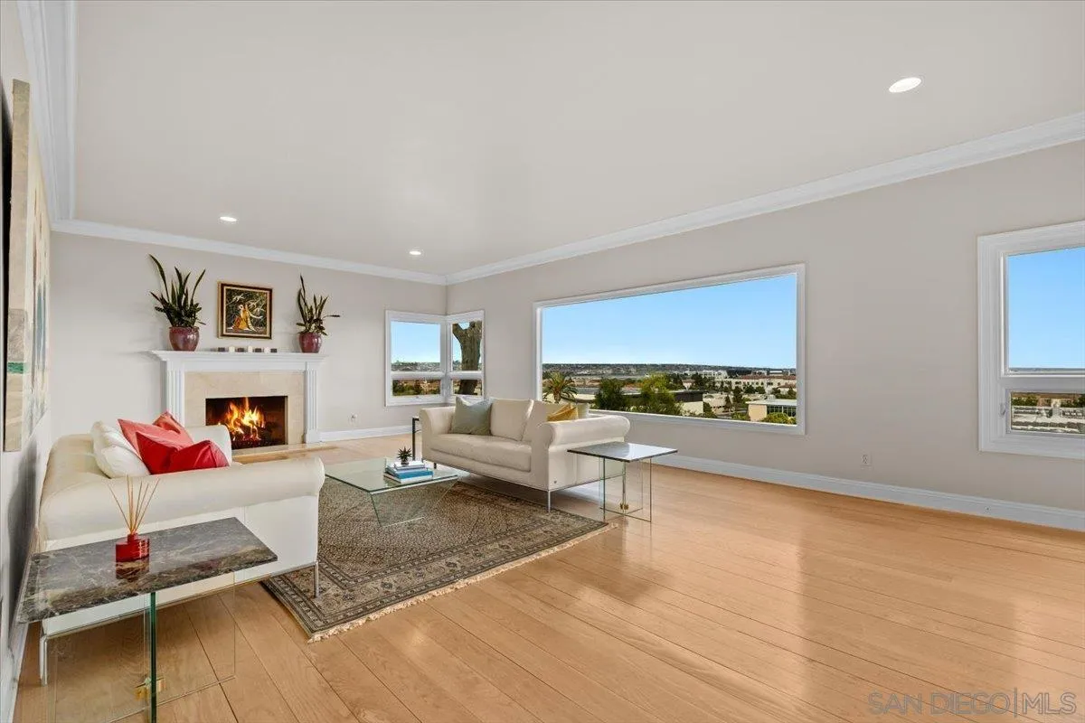 https://cdn.realtyfeed.com/cdn/127/250035812/909ddc20ef77eff97780ce2f9391c848.webp