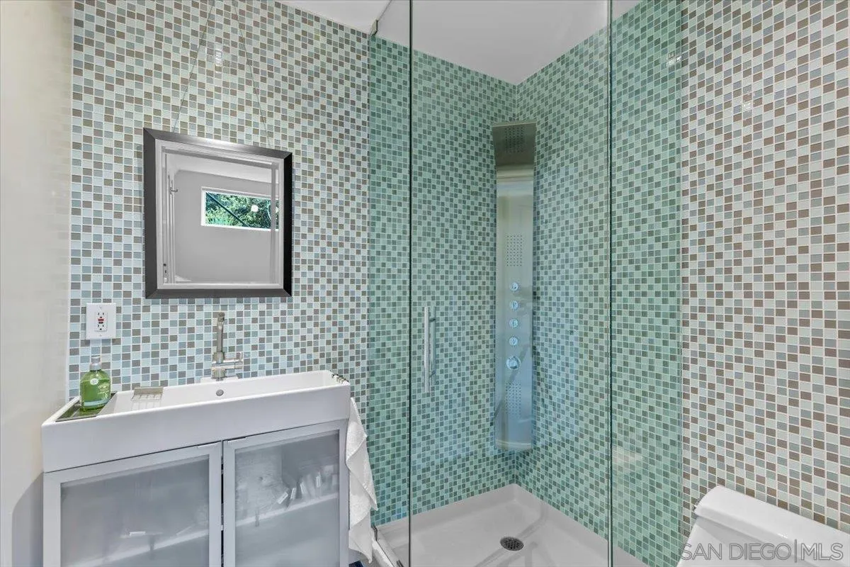 https://cdn.realtyfeed.com/cdn/127/250035812/fb35ff197f8068ed8cb677e173f6604a.webp