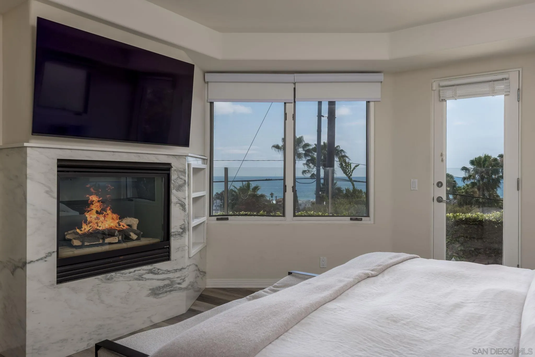 https://cdn.realtyfeed.com/cdn/127/250035820/0ae42c5a9dece38353adde3371c25c20.webp
