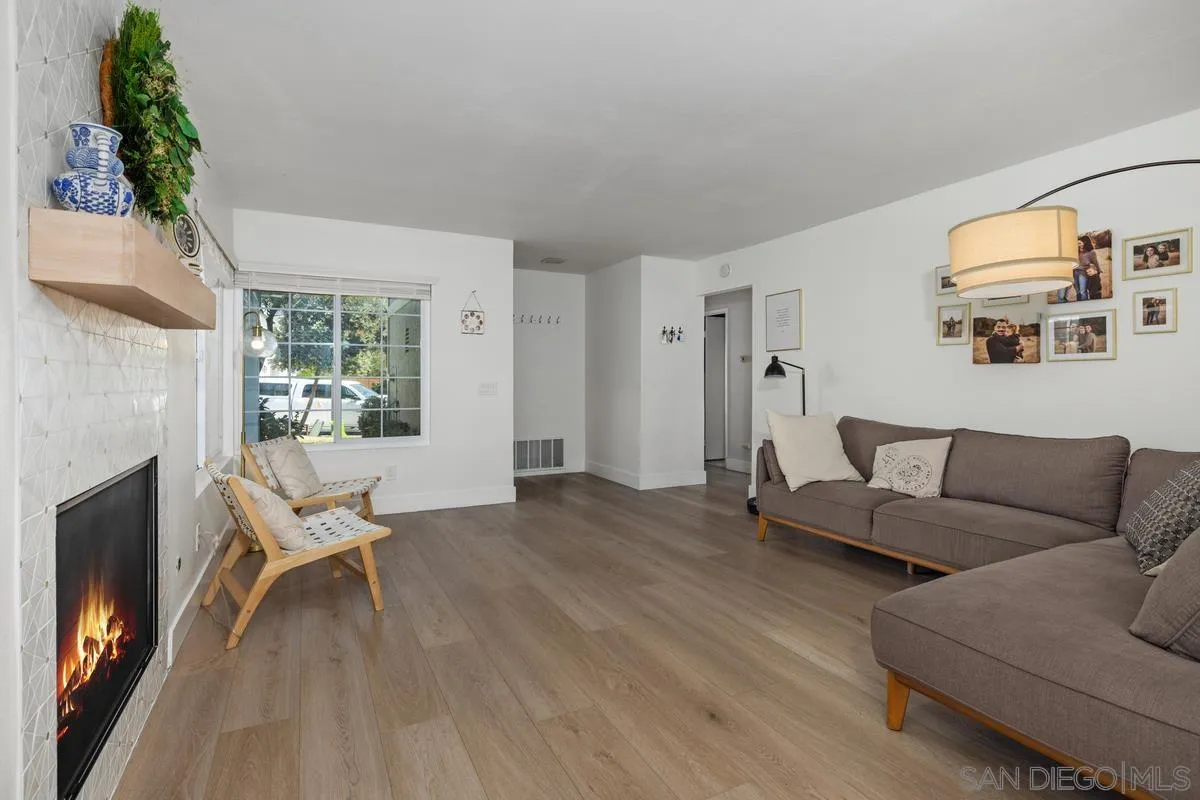 Photo #5: 250035822 Listing 
