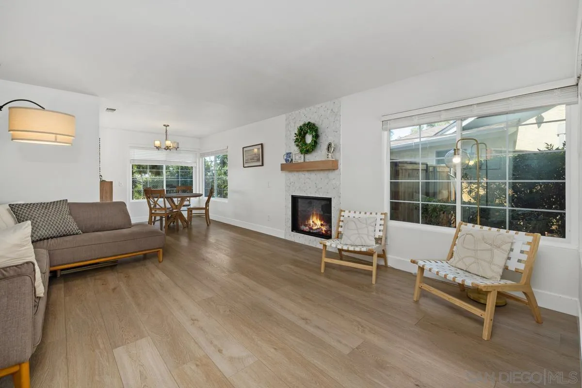 Photo #3: 250035822 Listing 
