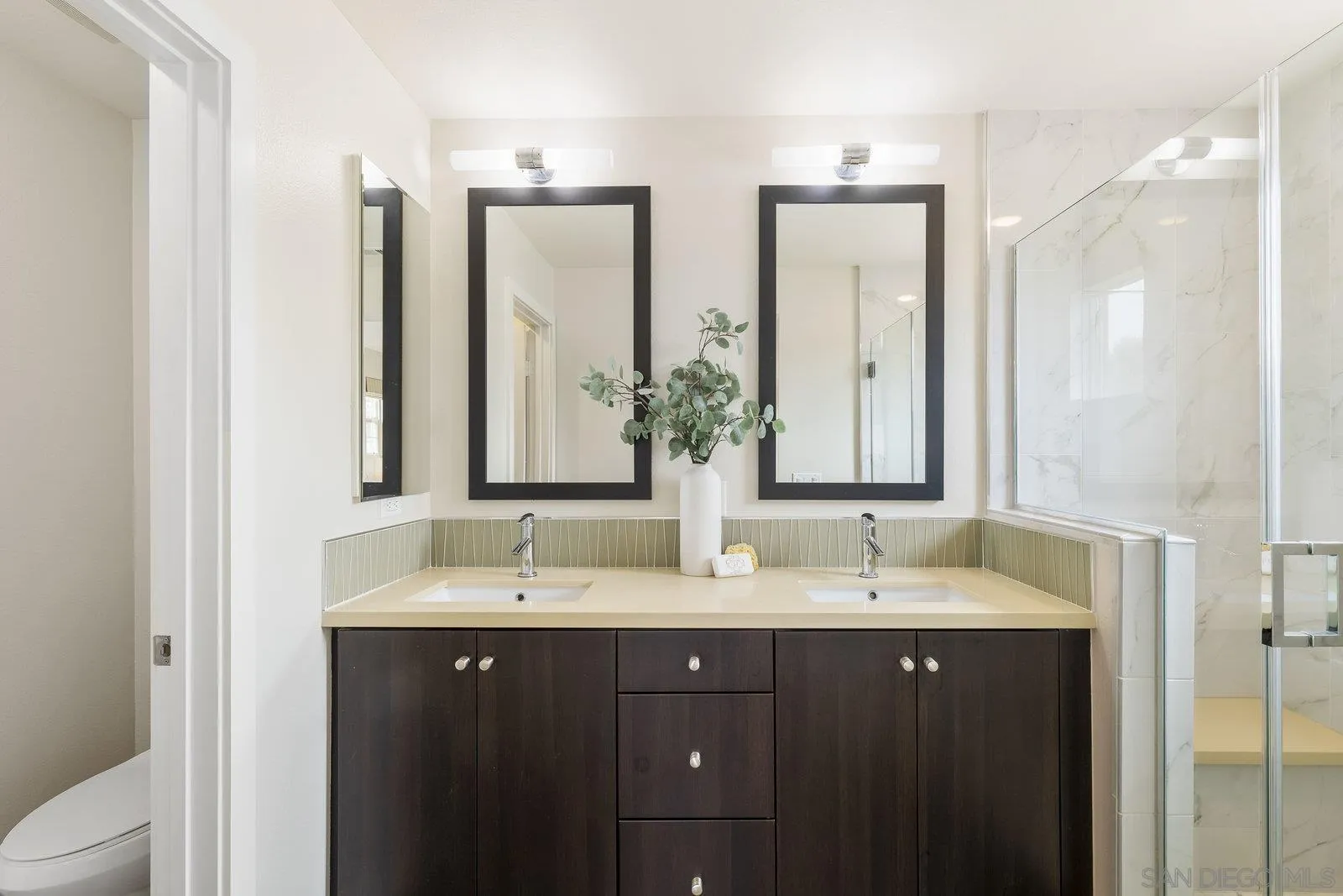 Photo #36: 250035823 Listing: Photo #36