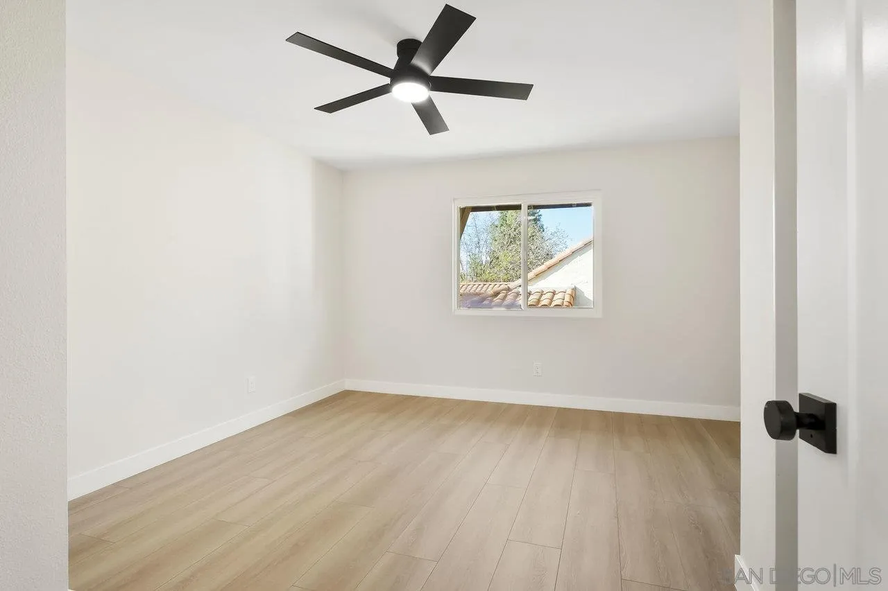 Photo #20: 250035824 Listing: Photo #20