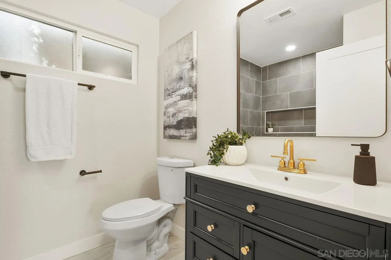 Photo #24: 250035824 Listing: Photo #24