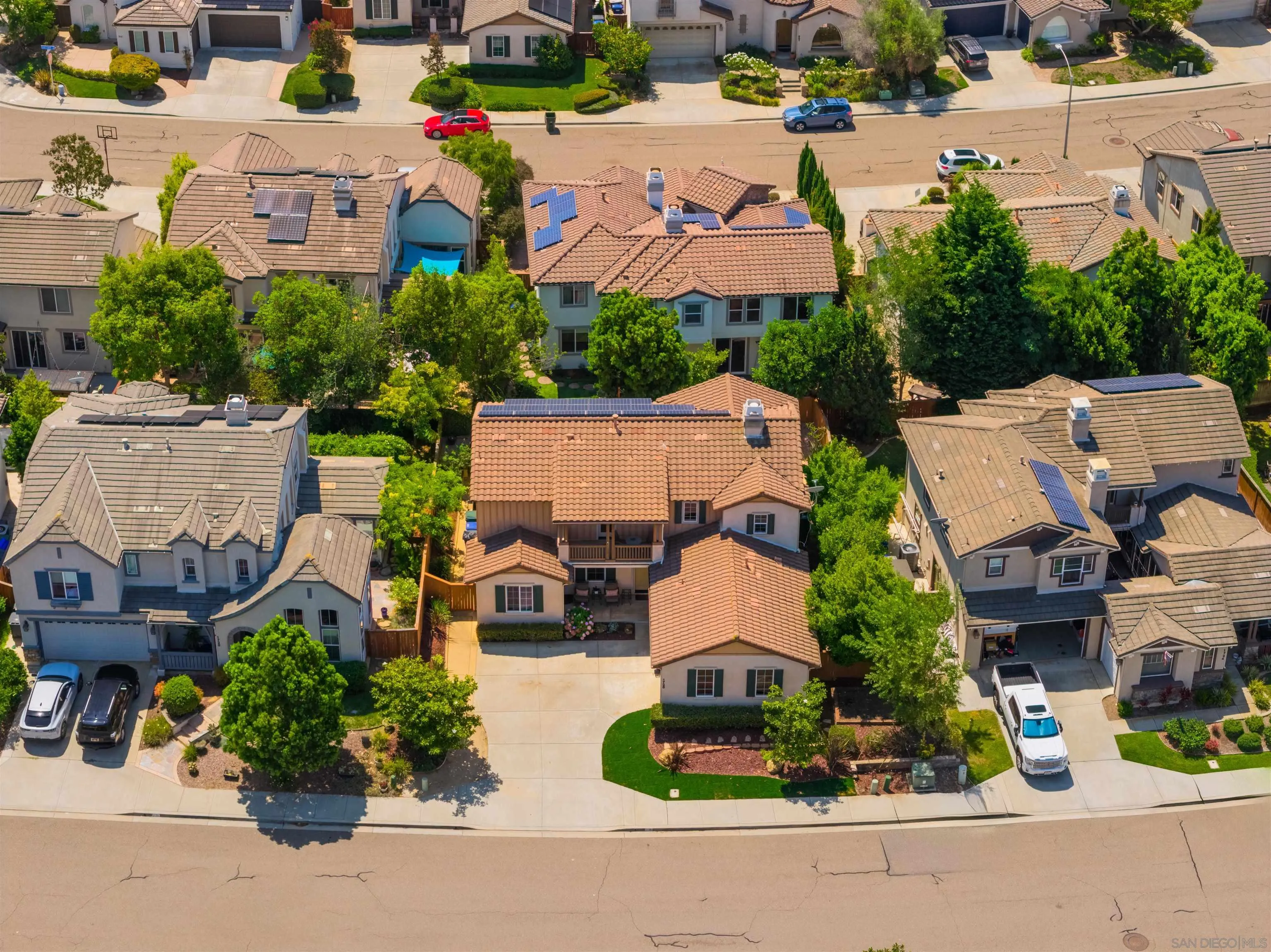 https://cdn.realtyfeed.com/cdn/127/250035825/17b9569e566078df9379099615791ba2.webp