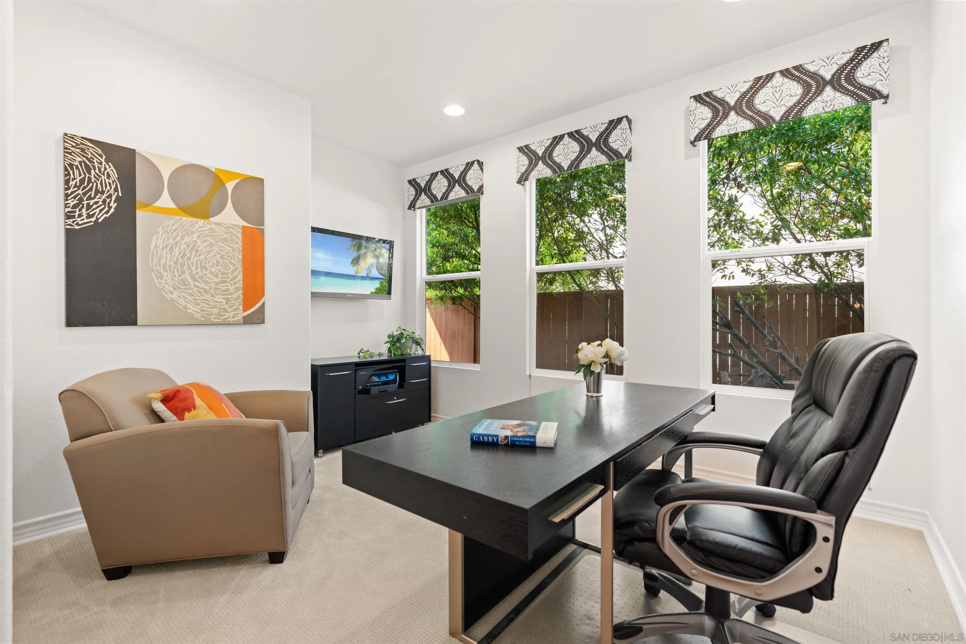 https://cdn.realtyfeed.com/cdn/127/250035825/bda1ee8122132c37b43b95813c00eb2a.webp