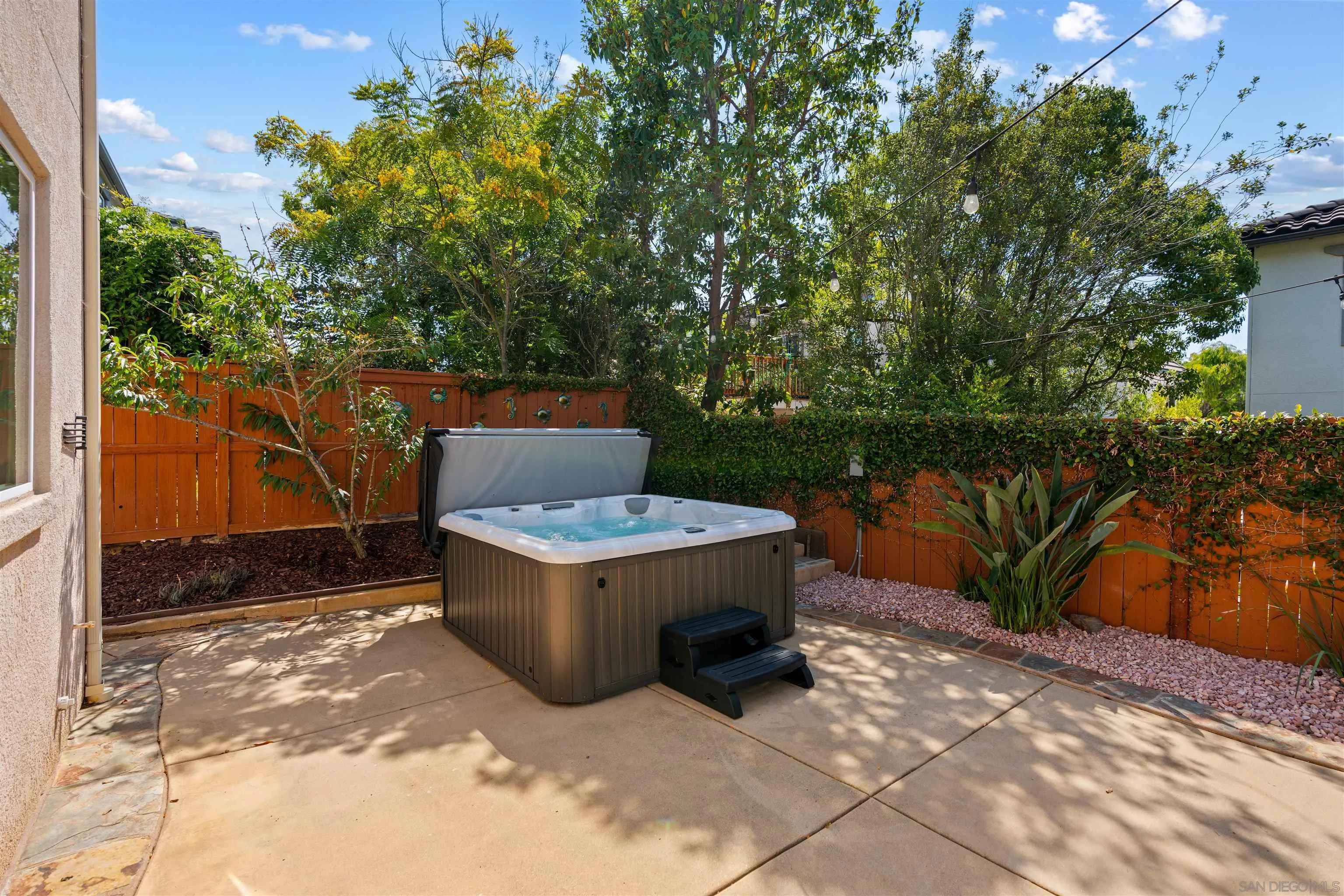 https://cdn.realtyfeed.com/cdn/127/250035825/c11fe9c5a9d3fed254b0b33bf7c5177f.webp