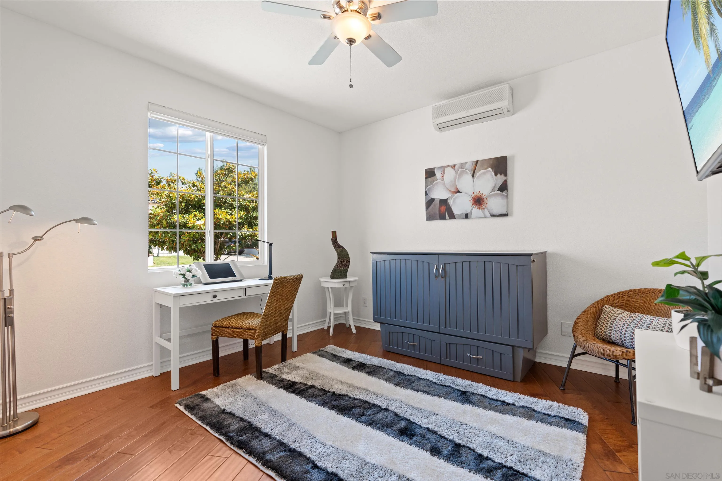 https://cdn.realtyfeed.com/cdn/127/250035825/cffd448b03544af87bf598c844b71ab5.webp