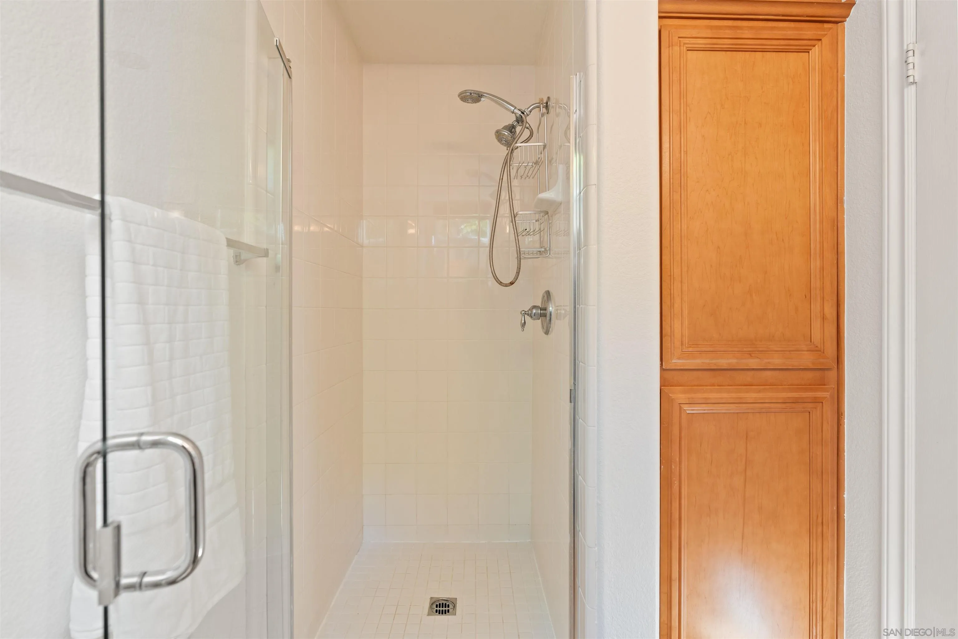 https://cdn.realtyfeed.com/cdn/127/250035825/d06b7500666ff31973a24359032f7124.webp