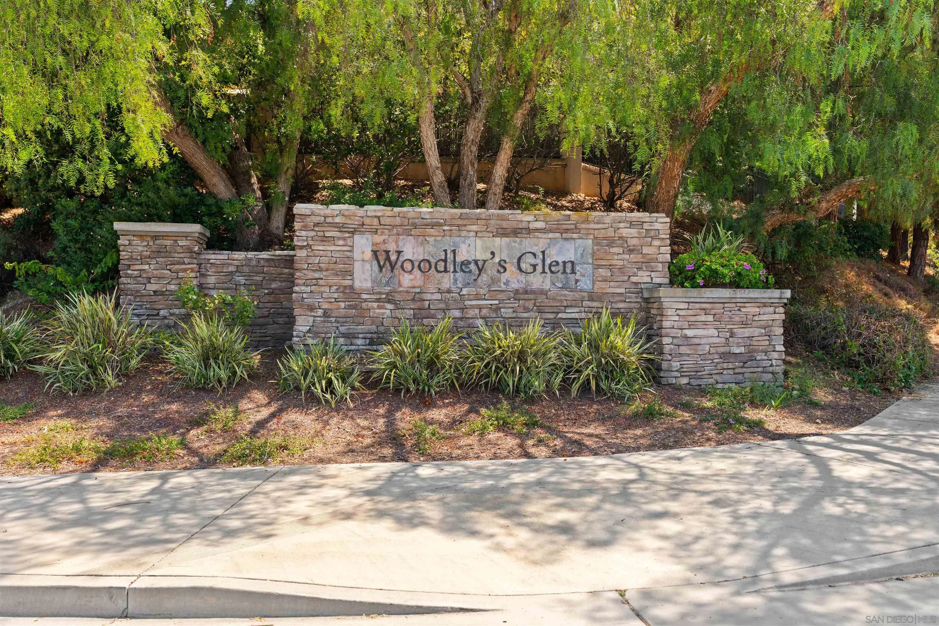 https://cdn.realtyfeed.com/cdn/127/250035825/fa47635563b7322c1d623c6ec5b35743.webp
