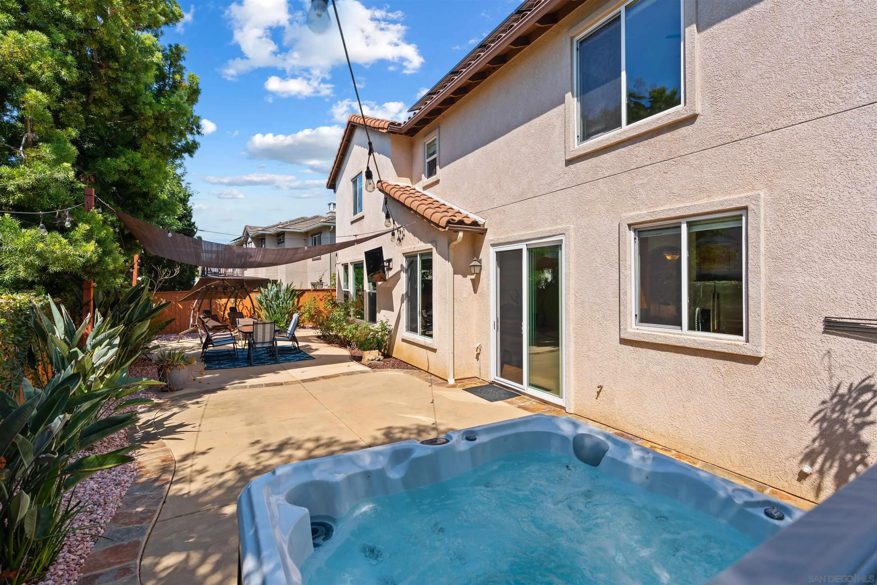https://cdn.realtyfeed.com/cdn/127/250035825/fc0a092cb02944432dc5979da9756121.webp