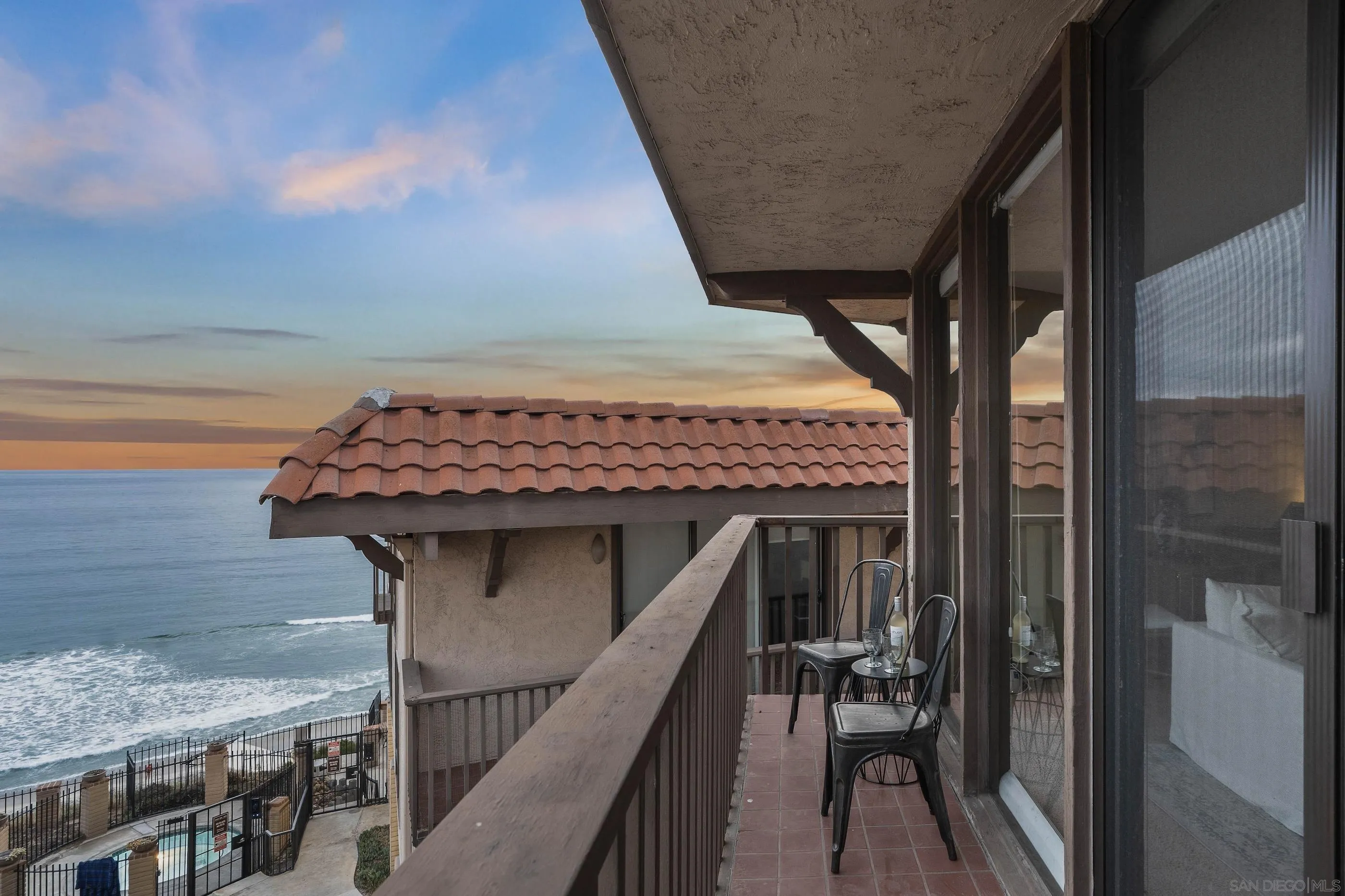 Photo #4: 250035827 Listing 