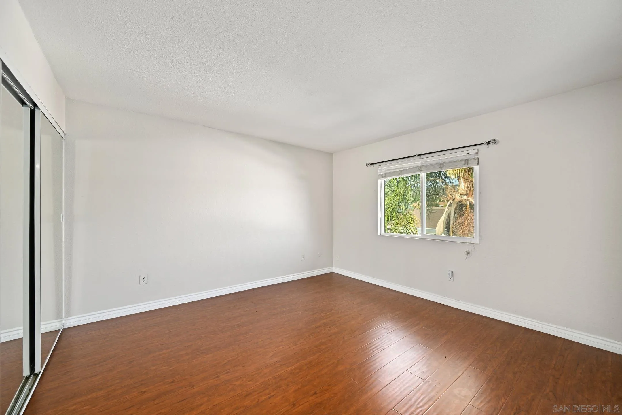 Photo #11: 250035830 Listing: Photo #11