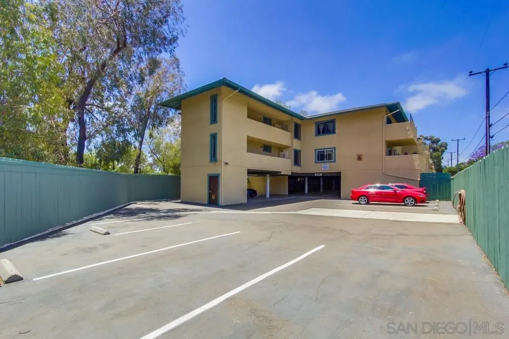 https://cdn.realtyfeed.com/cdn/127/250035831/238038039568eeb6bfc47a3164986f52.webp