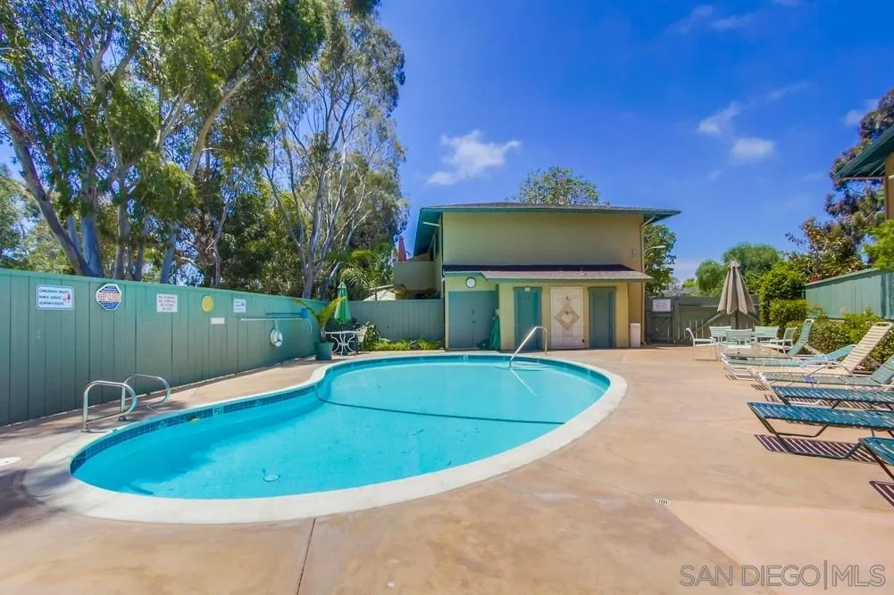 Photo #20: 250035831 Listing: Photo #20