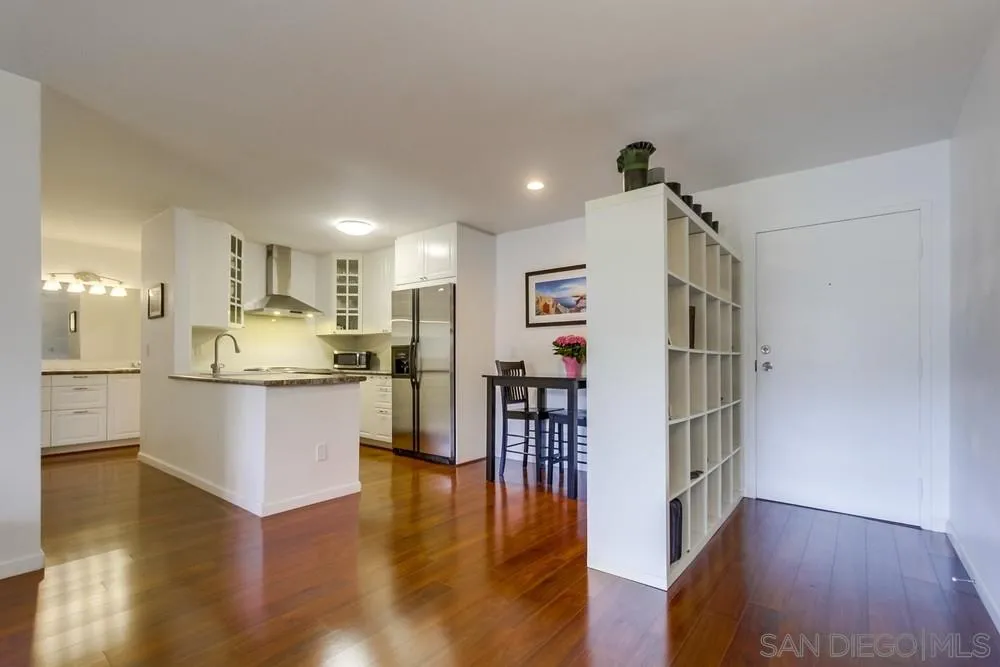 Photo #2: 250035831 Listing 