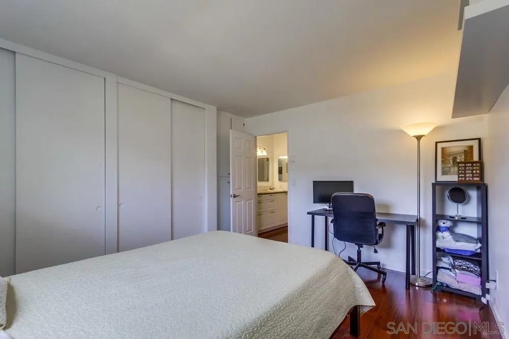 Photo #12: 250035831 Listing: Photo #12