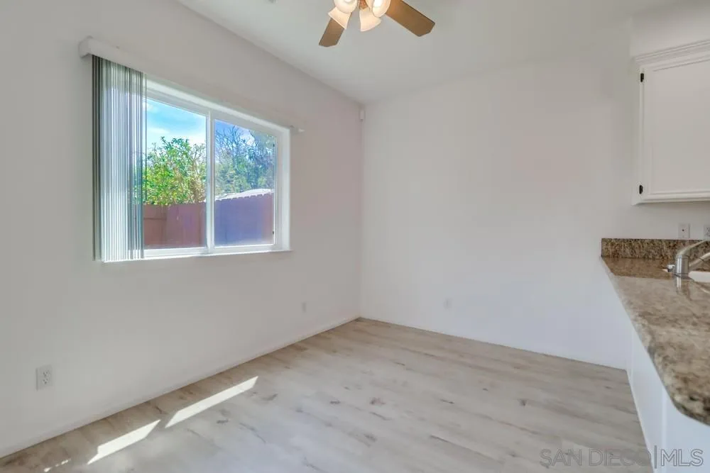 Photo #10: 250035842 Listing: Photo #10