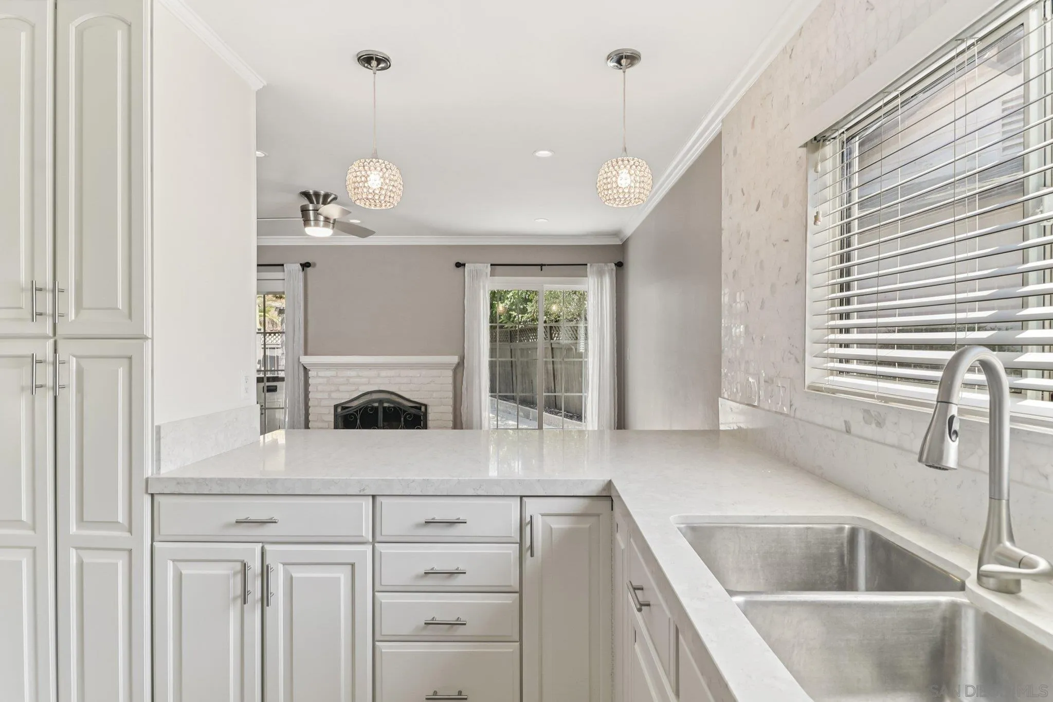 https://cdn.realtyfeed.com/cdn/127/250035844/ad5a1a957d8b62c1f51826e074d3fb7f.webp